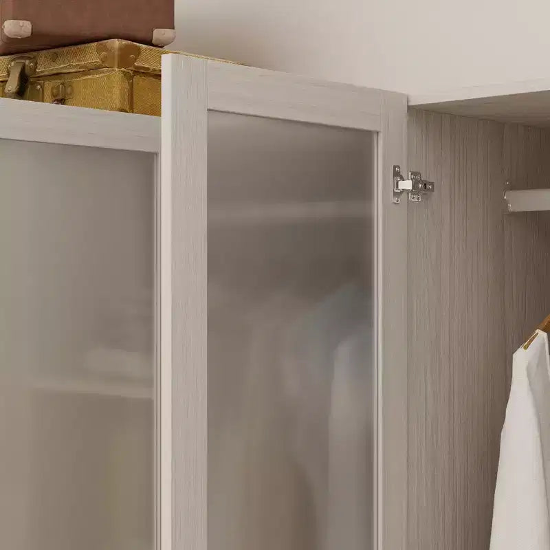 Ensemble armoire gris moderne, portes en verre dépoli, finition grain de bois, style crème