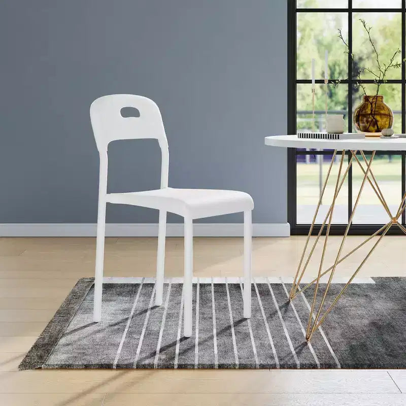 Chaises de salle à manger, chaises de cuisine empilables, chaise de salle à manger en plastique avec pieds en métal, imperméable et résistante aux taches, pour intérieur et extérieur, blanc